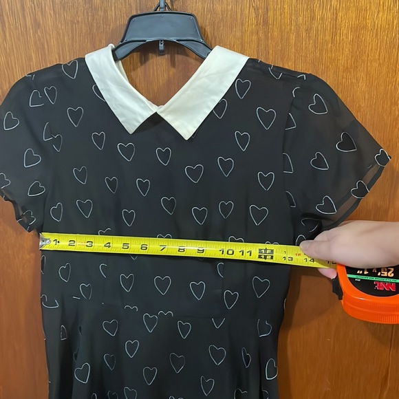 Gothic style black heart dress with white color - Picture 13 of 13